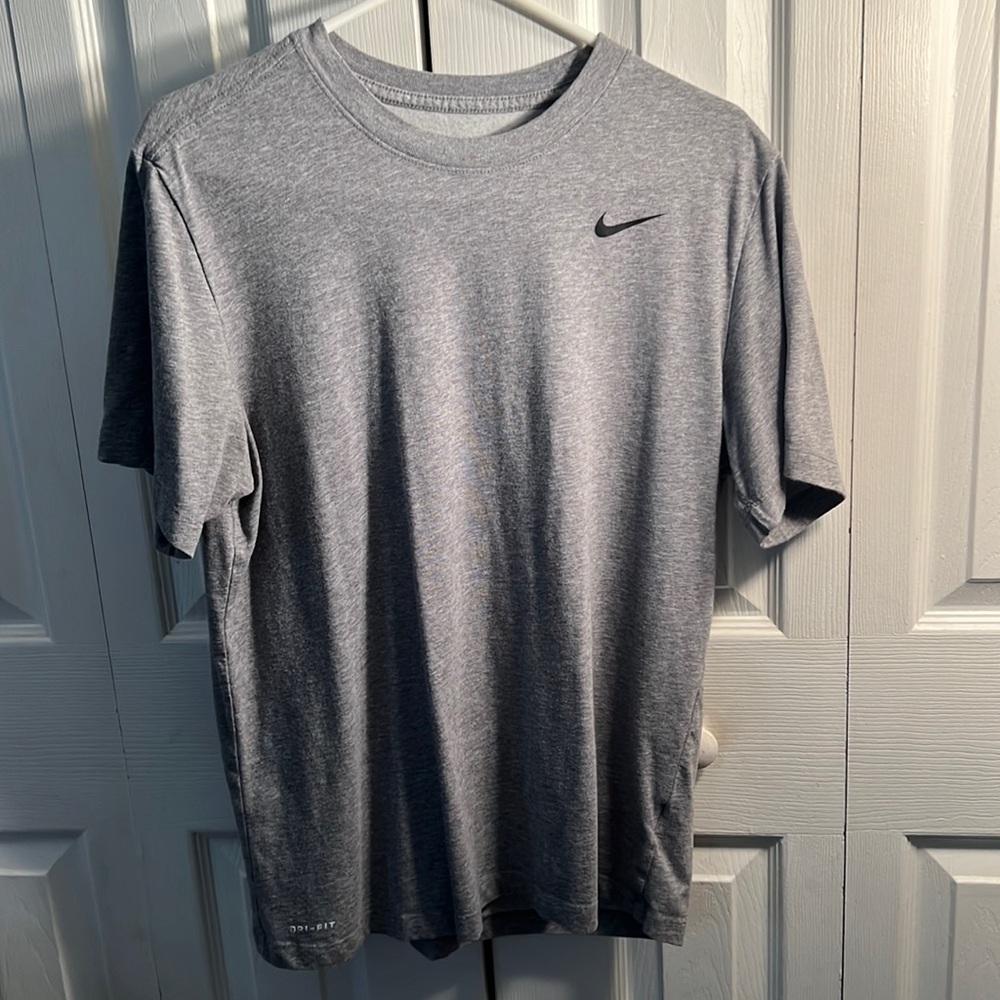 Large Gray Nike Dri-Fit T Shirt